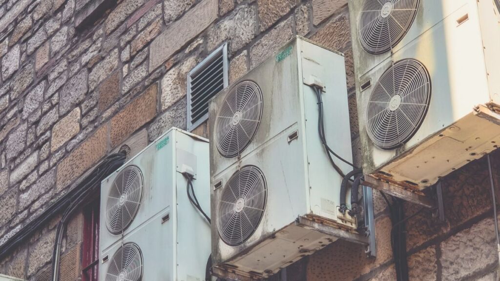 室外機